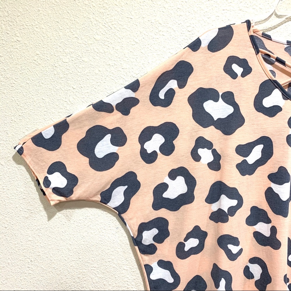 Plus Size Peach Animal Prints Tops (NWT) - Picture 8 of 8
